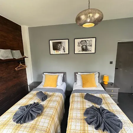 Green Corner Villa - Cosy Luxury In Central Torquay With Free Parking & Ev-2